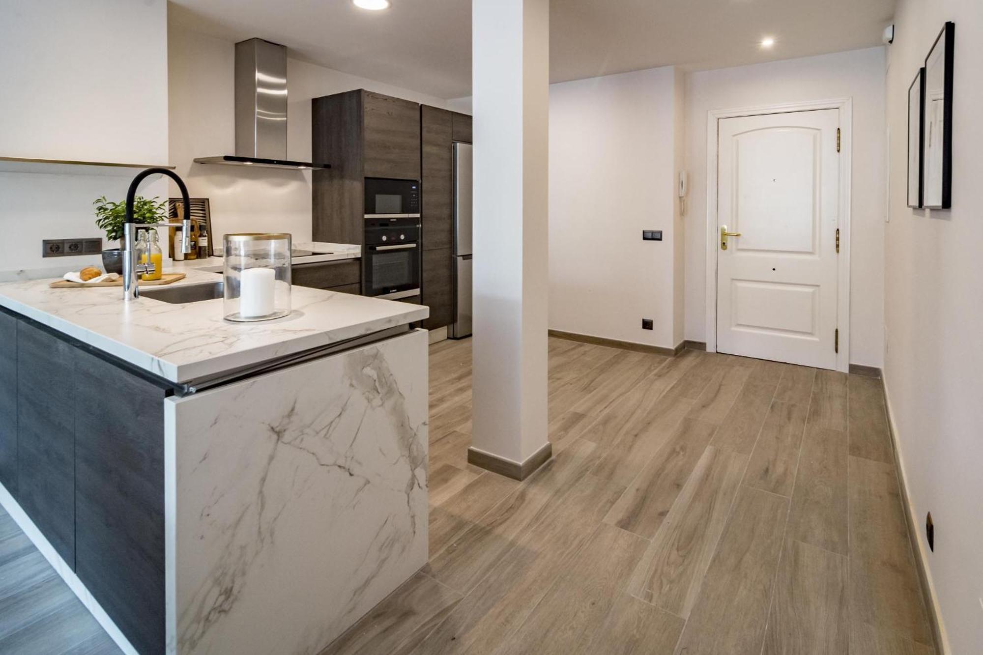 Pr - Stunning Flat Front Line Puerto Banus Appartamento